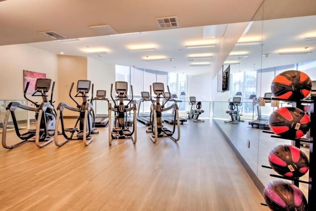 Centrally Located Apartments With Free Parking Glendale Exteriér fotografie